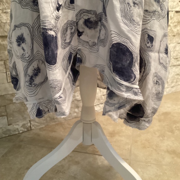 Lands Downunder Linen Tank Dress - White Oyster Print - Picture 4 of 14
